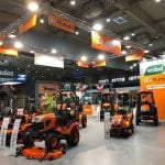 Małe maszyny do zadań specjalnych. Kubota prezentuje swoje kosiarki i ciągniki kompaktowe